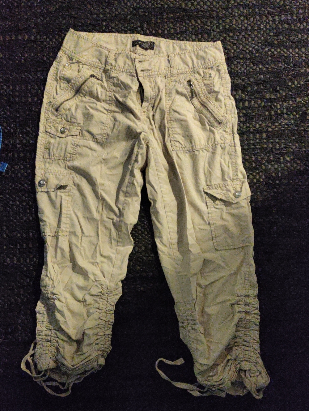INC International Concepts Women's Khaki Cargo Capri Joggers